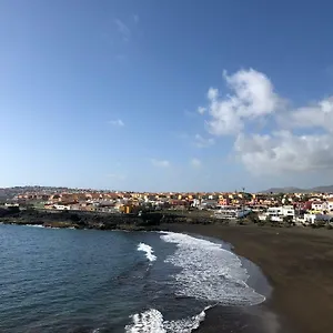 En Primera Línea Playa Apartamento